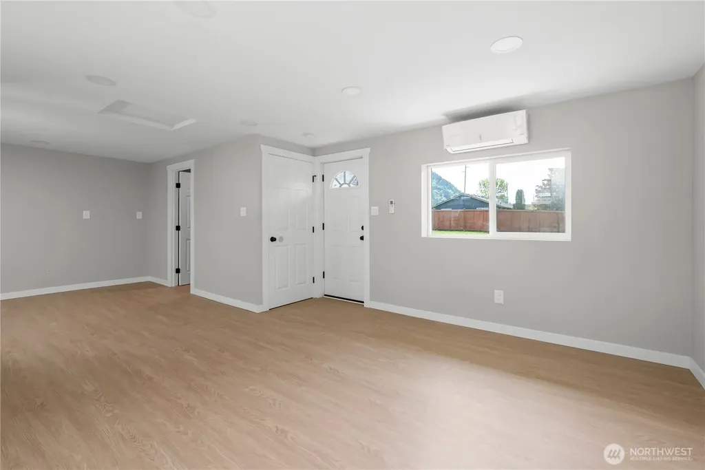 1717 S 18th Street Mount Vernon WA 98274
