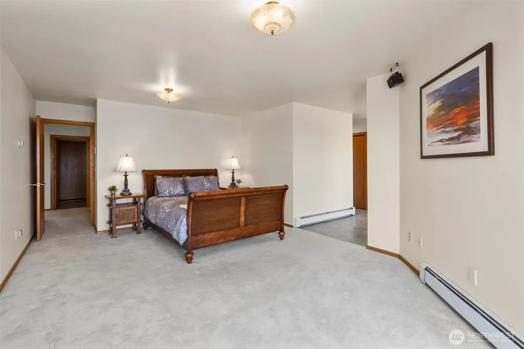 827 Michael Way Camano Island WA 98282