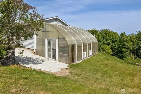 827 Michael Way Camano Island WA 98282