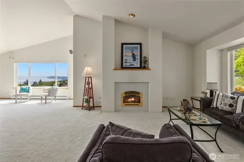 827 Michael Way Camano Island WA 98282