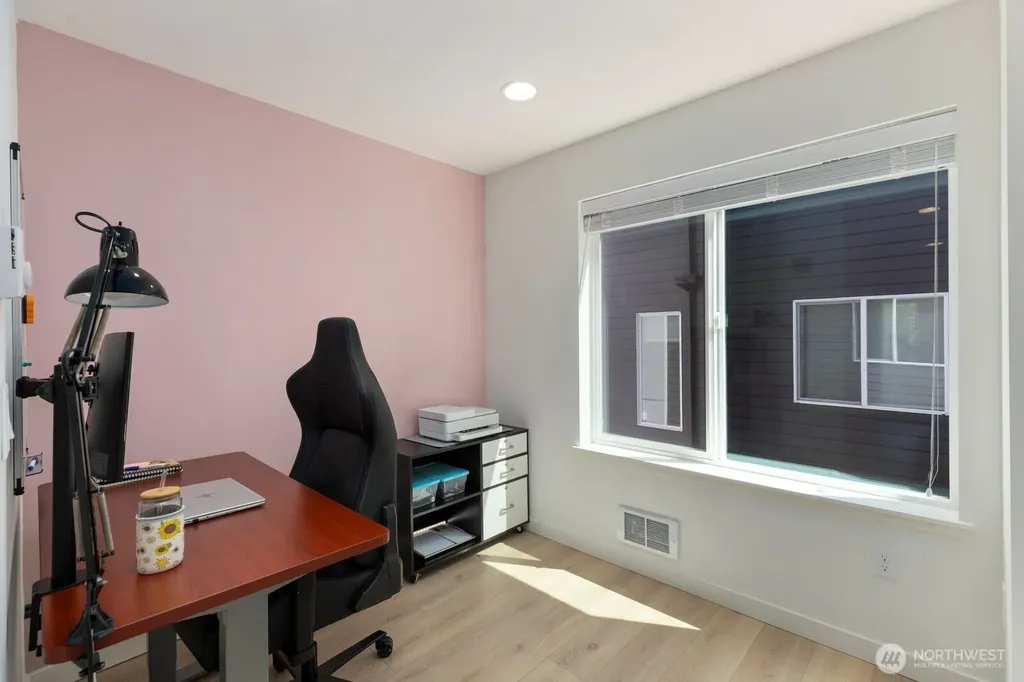 3727 S Dawson Street Seattle WA 98118