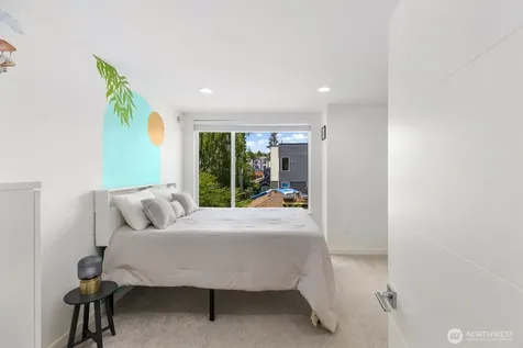 3727 S Dawson Street Seattle WA 98118
