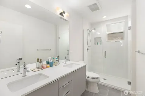 3727 S Dawson Street Seattle WA 98118