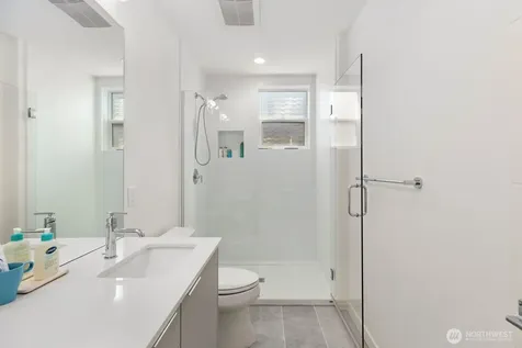 3727 S Dawson Street Seattle WA 98118