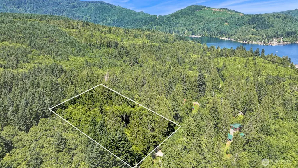 471 Summerland Road Bellingham WA 98229