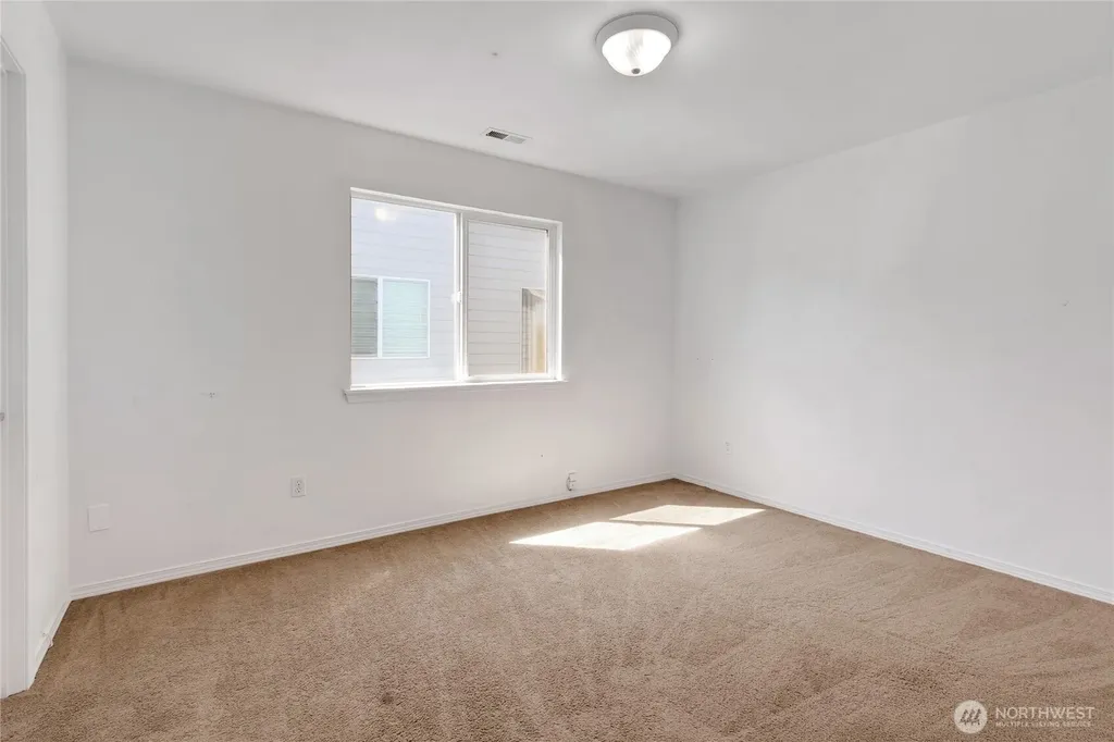 13604 116th Avenue Ct E Puyallup WA 98374