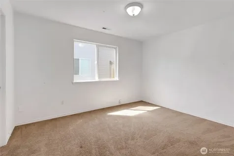 13604 116th Avenue Ct E Puyallup WA 98374