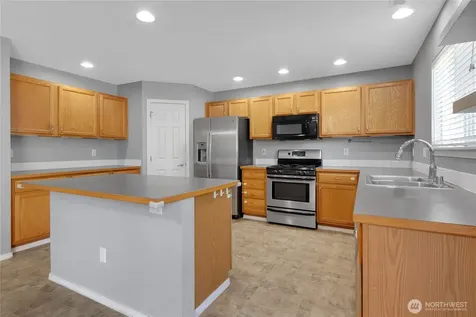 13604 116th Avenue Ct E Puyallup WA 98374
