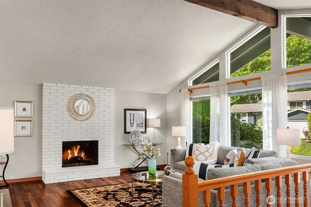 21331 2nd Avenue SE Bothell WA 98021