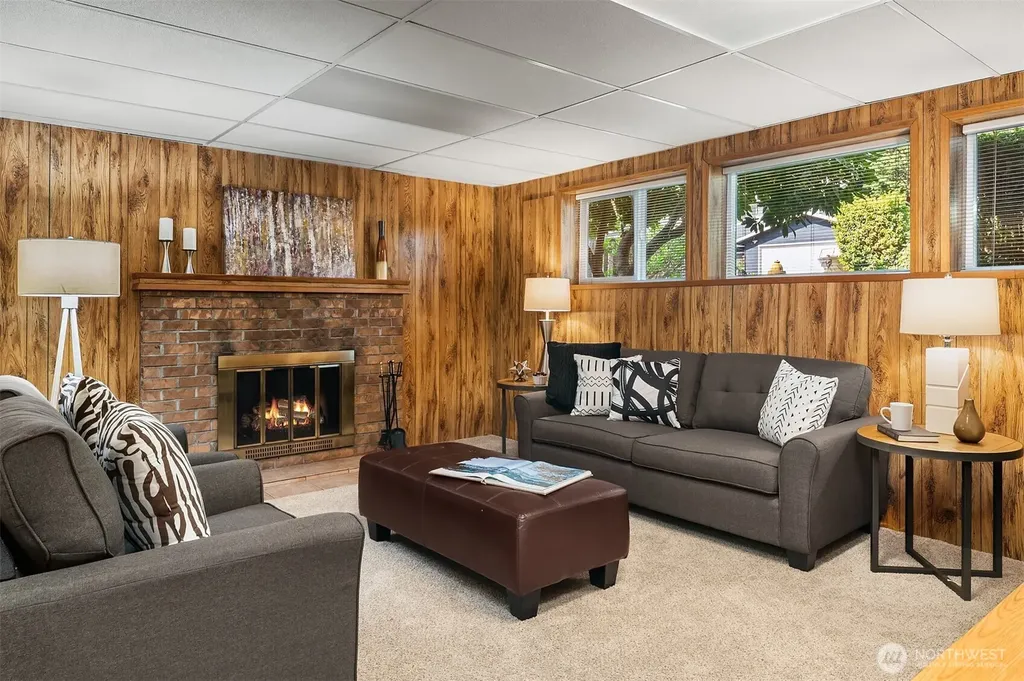 21331 2nd Avenue SE Bothell WA 98021