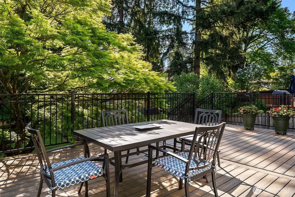 21331 2nd Avenue SE Bothell WA 98021
