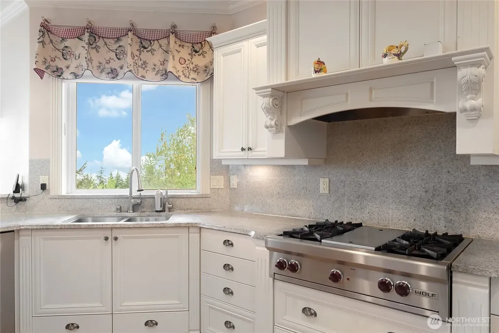 4111 Samish Crest Drive Bellingham WA 98229