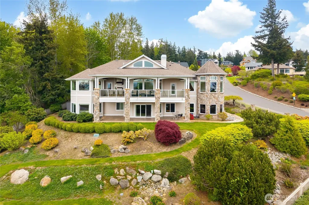 4111 Samish Crest Drive Bellingham WA 98229