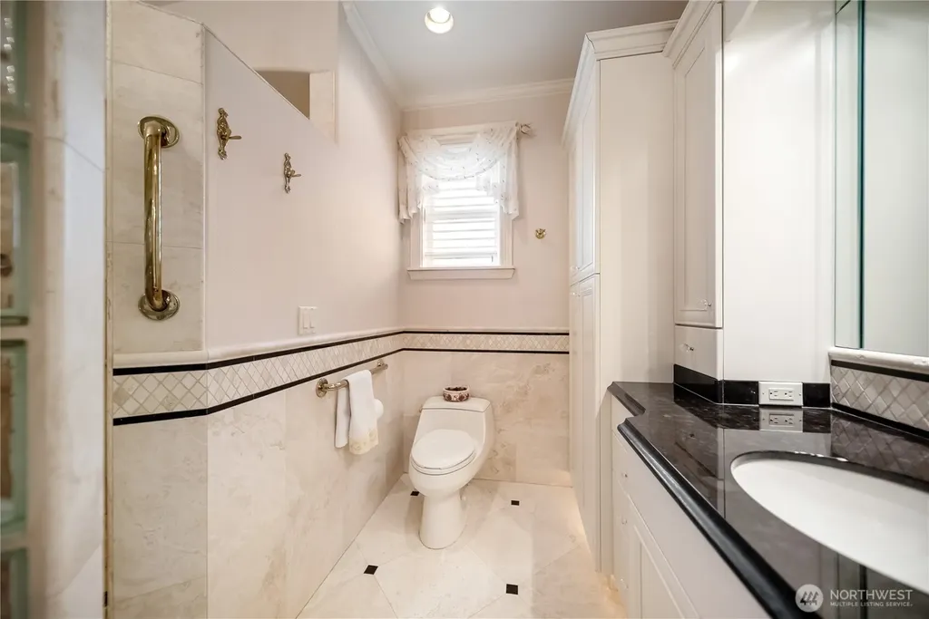 4111 Samish Crest Drive Bellingham WA 98229