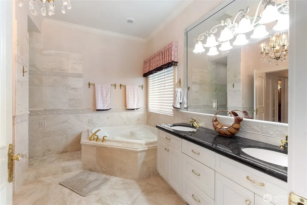 4111 Samish Crest Drive Bellingham WA 98229