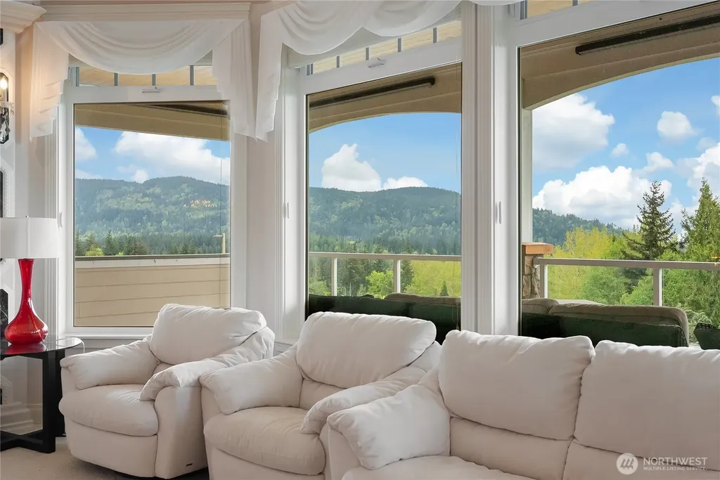 4111 Samish Crest Drive Bellingham WA 98229