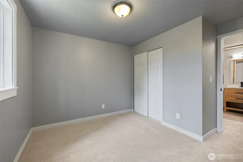 7605 Artondale Drive NW Gig Harbor WA 98335