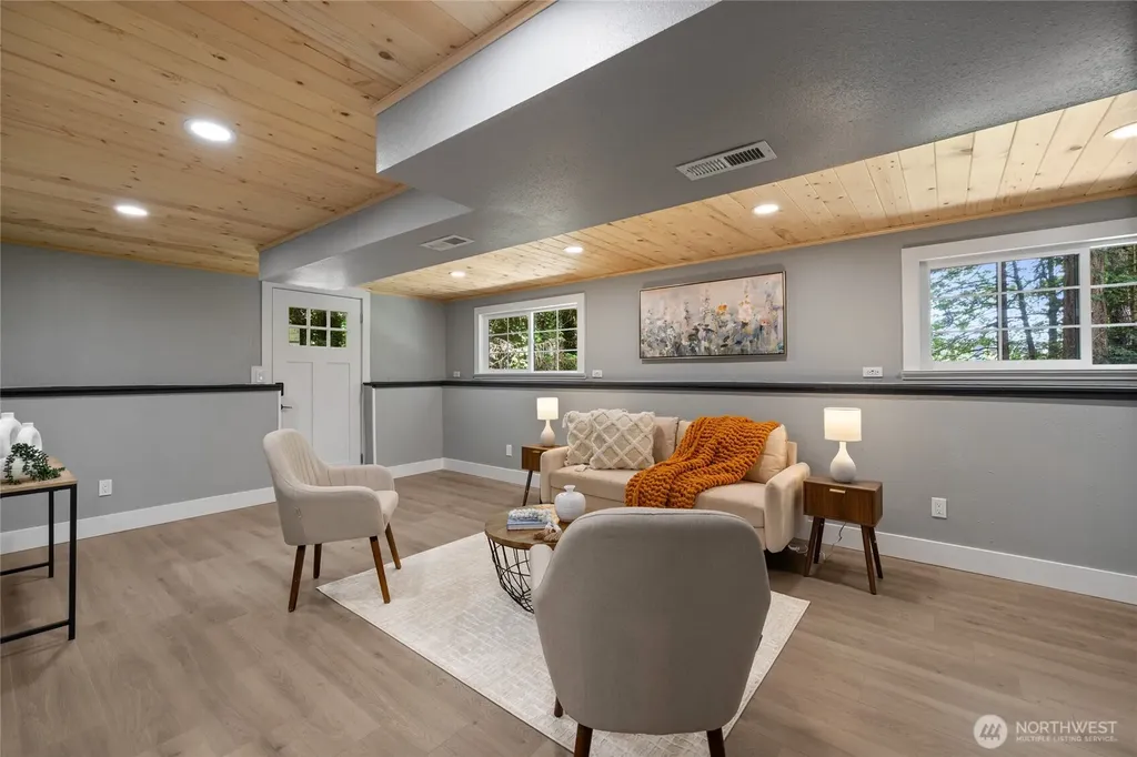 7605 Artondale Drive NW Gig Harbor WA 98335