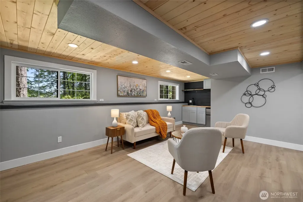 7605 Artondale Drive NW Gig Harbor WA 98335