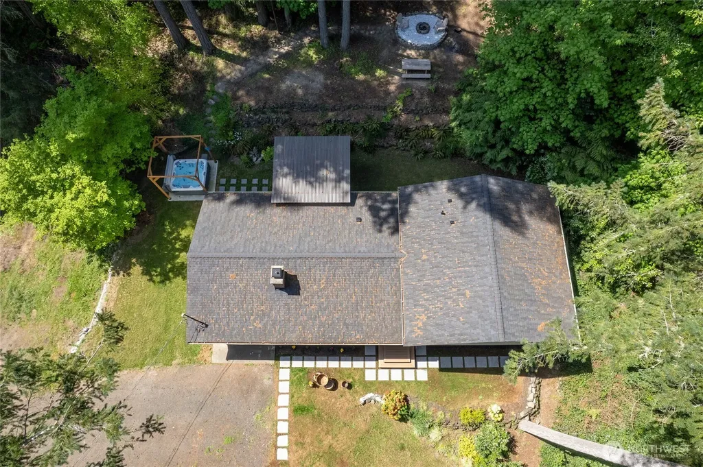 7605 Artondale Drive NW Gig Harbor WA 98335
