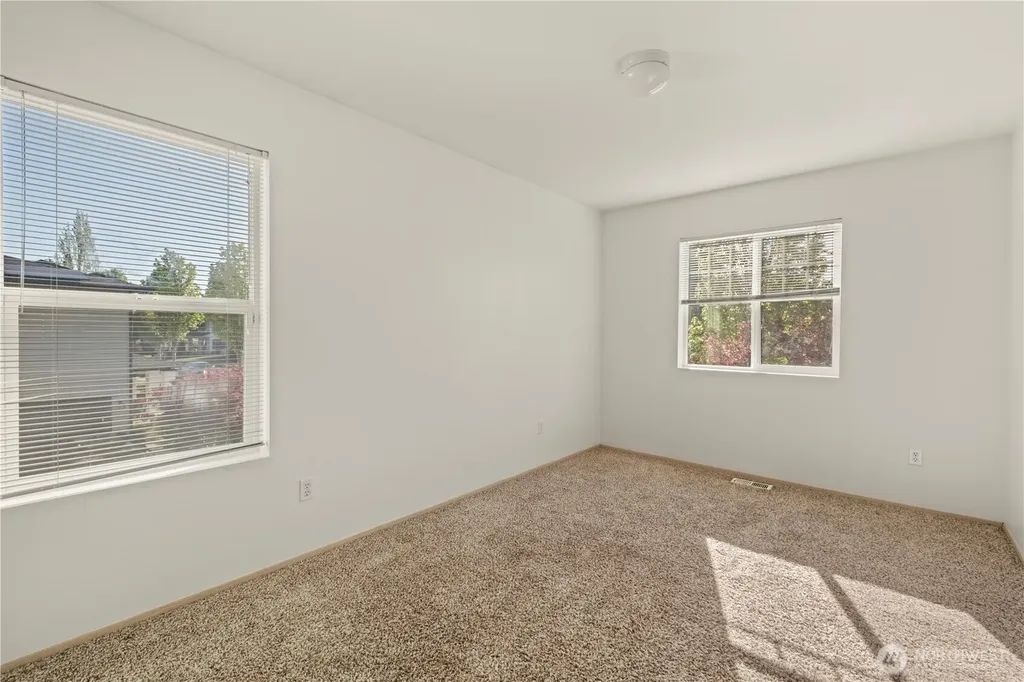 3159 Walker Road Dupont WA 98327