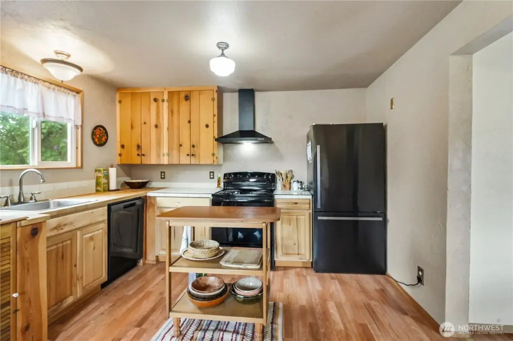 612 W Cherry Street Centralia WA 98531