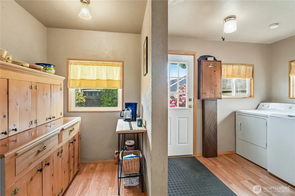 612 W Cherry Street Centralia WA 98531