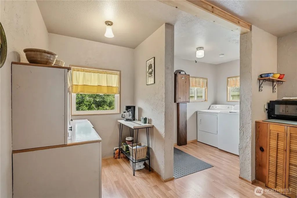 612 W Cherry Street Centralia WA 98531