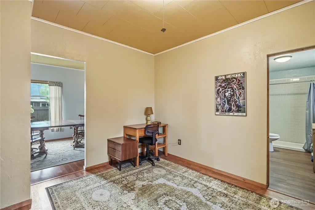 612 W Cherry Street Centralia WA 98531