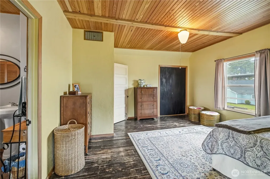612 W Cherry Street Centralia WA 98531