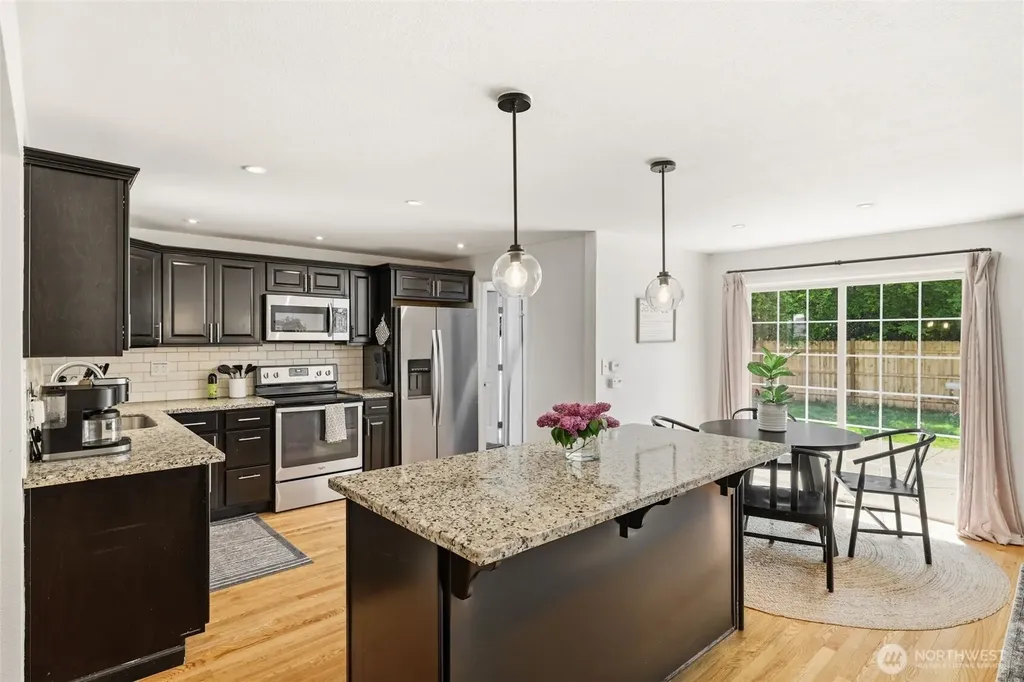 3902 101st Street SW Lakewood WA 98499