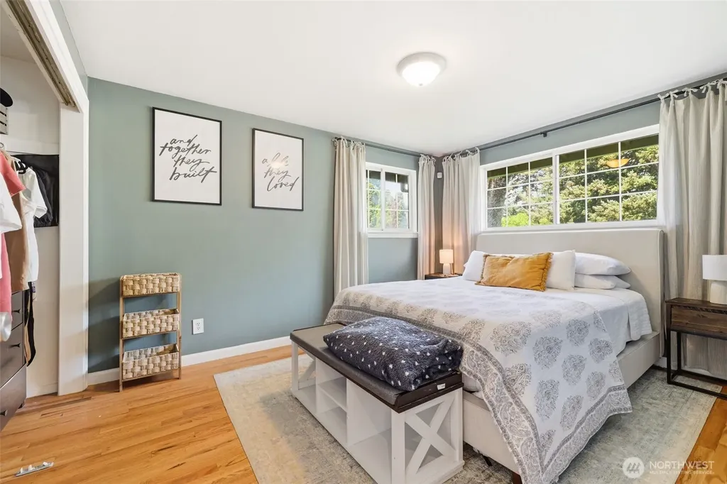 3902 101st Street SW Lakewood WA 98499