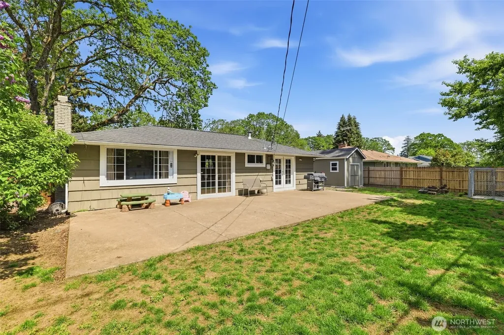 3902 101st Street SW Lakewood WA 98499