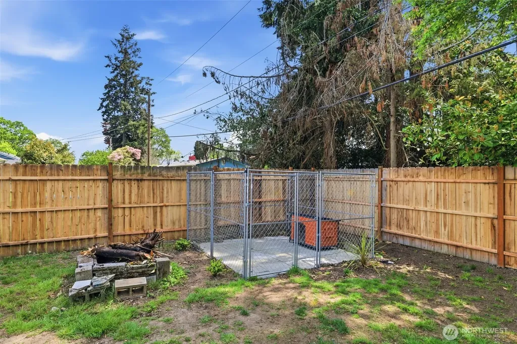 3902 101st Street SW Lakewood WA 98499