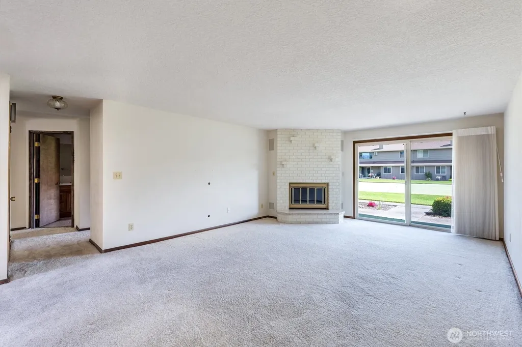 605 Peardale Lane Longview WA 98632