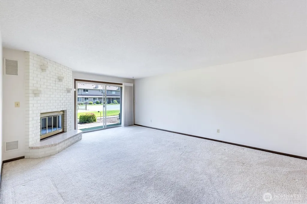 605 Peardale Lane Longview WA 98632