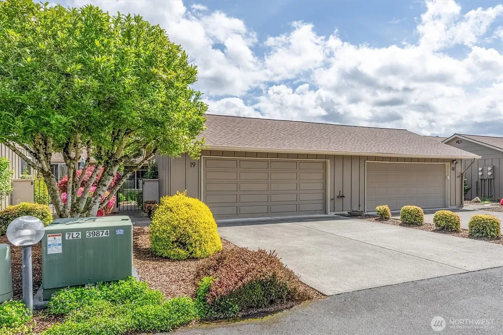 605 Peardale Lane Longview WA 98632