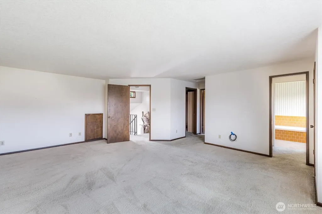 605 Peardale Lane Longview WA 98632