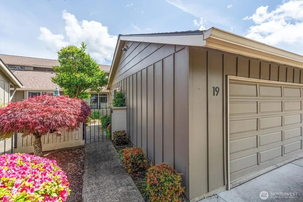 605 Peardale Lane Longview WA 98632