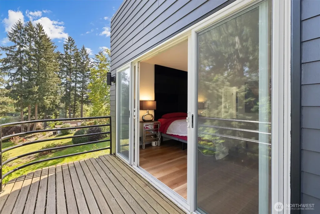 16114 SE Lake Holm Road Auburn WA 98092