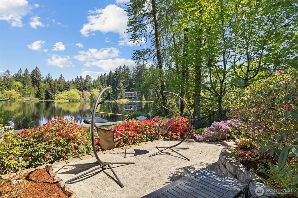 16114 SE Lake Holm Road Auburn WA 98092