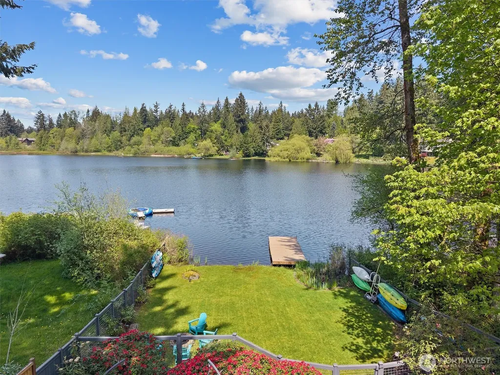 16114 SE Lake Holm Road Auburn WA 98092