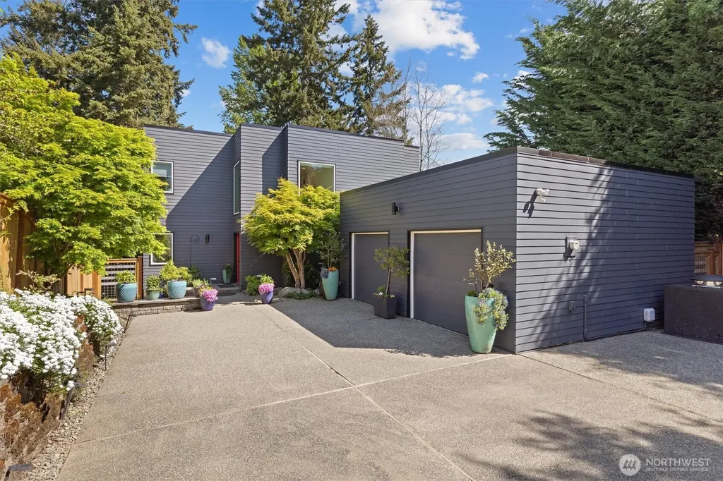 16114 SE Lake Holm Road Auburn WA 98092