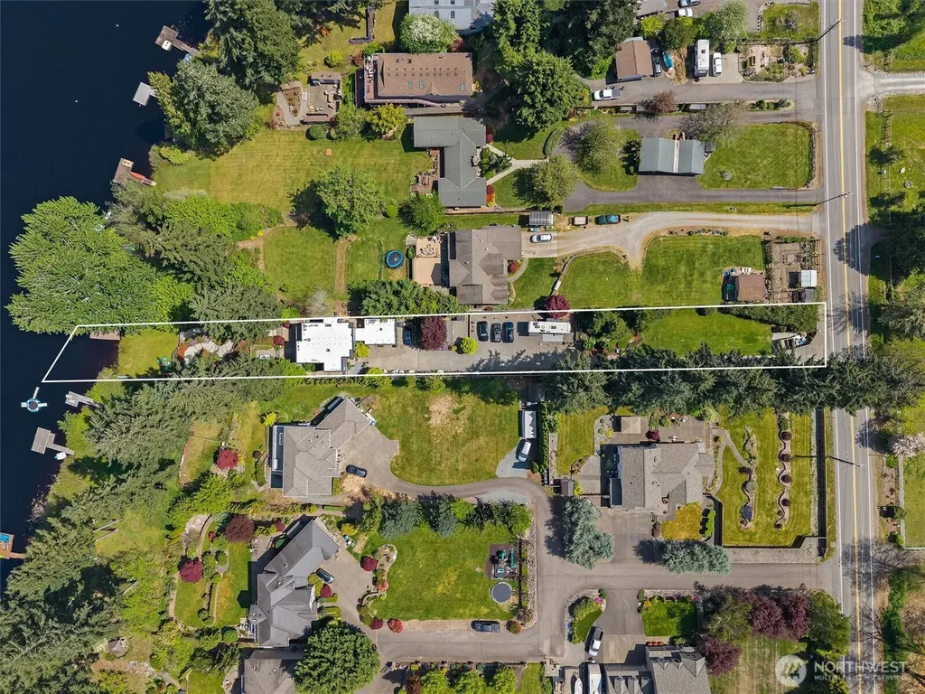 16114 SE Lake Holm Road Auburn WA 98092
