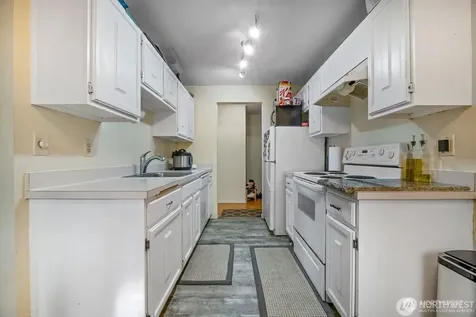 2034 14th Avenue W Seattle WA 98119
