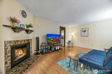 2034 14th Avenue W Seattle WA 98119