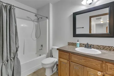 16506 88th Avenue Ct E Puyallup WA 98375