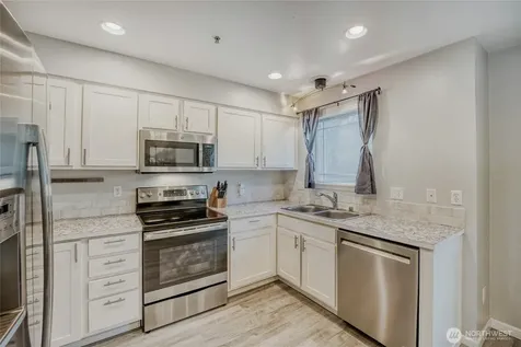 17625 79th Avenue Ct E Puyallup WA 98375