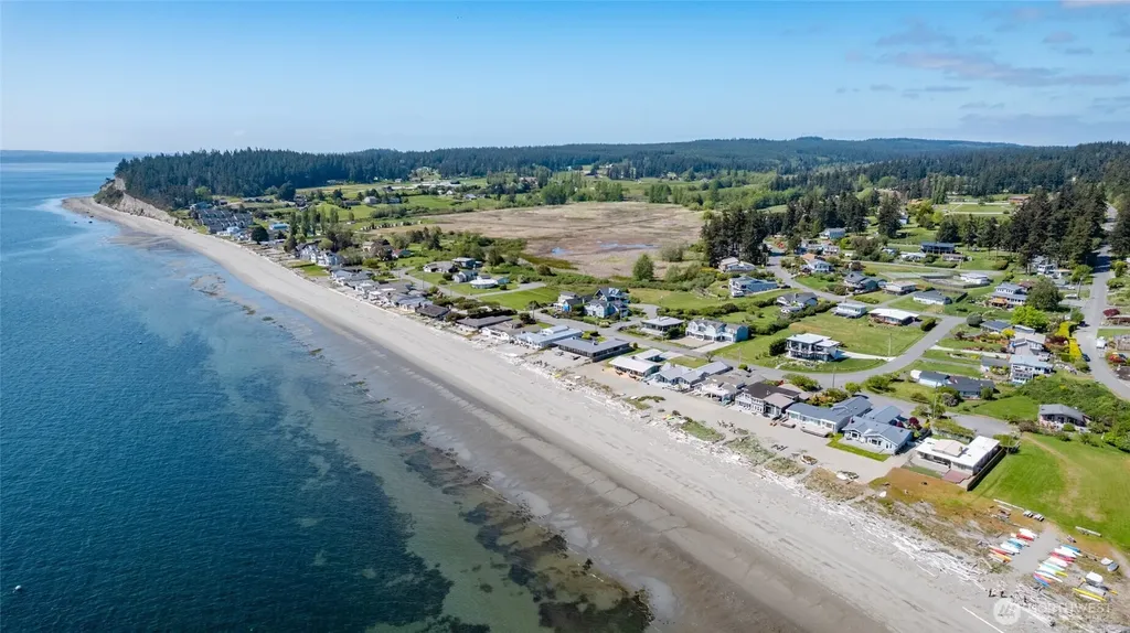 977 Moonraker Drive Freeland WA 98249