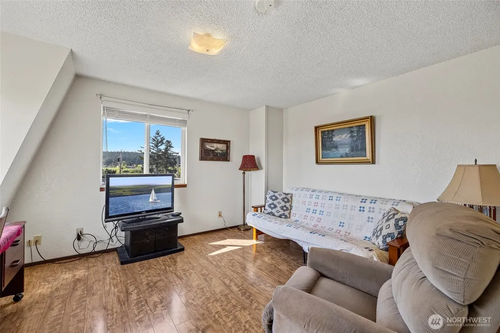 977 Moonraker Drive Freeland WA 98249